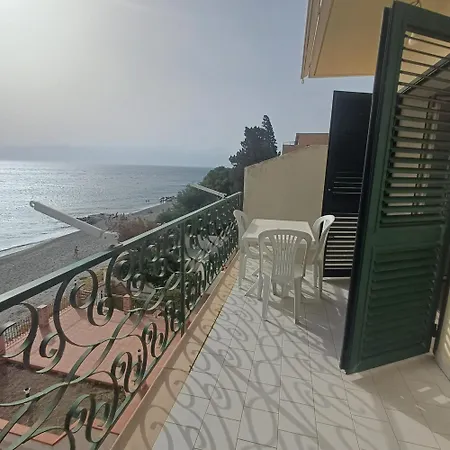 Ionio Apartment